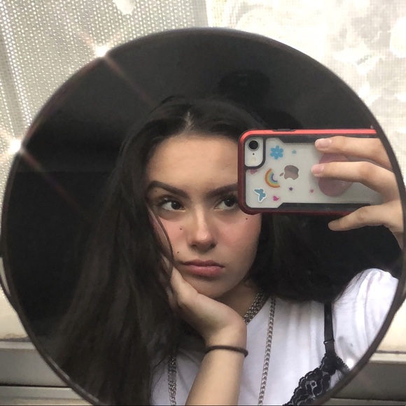 Meet the Posher Other - Meet your Posher, Aliza
